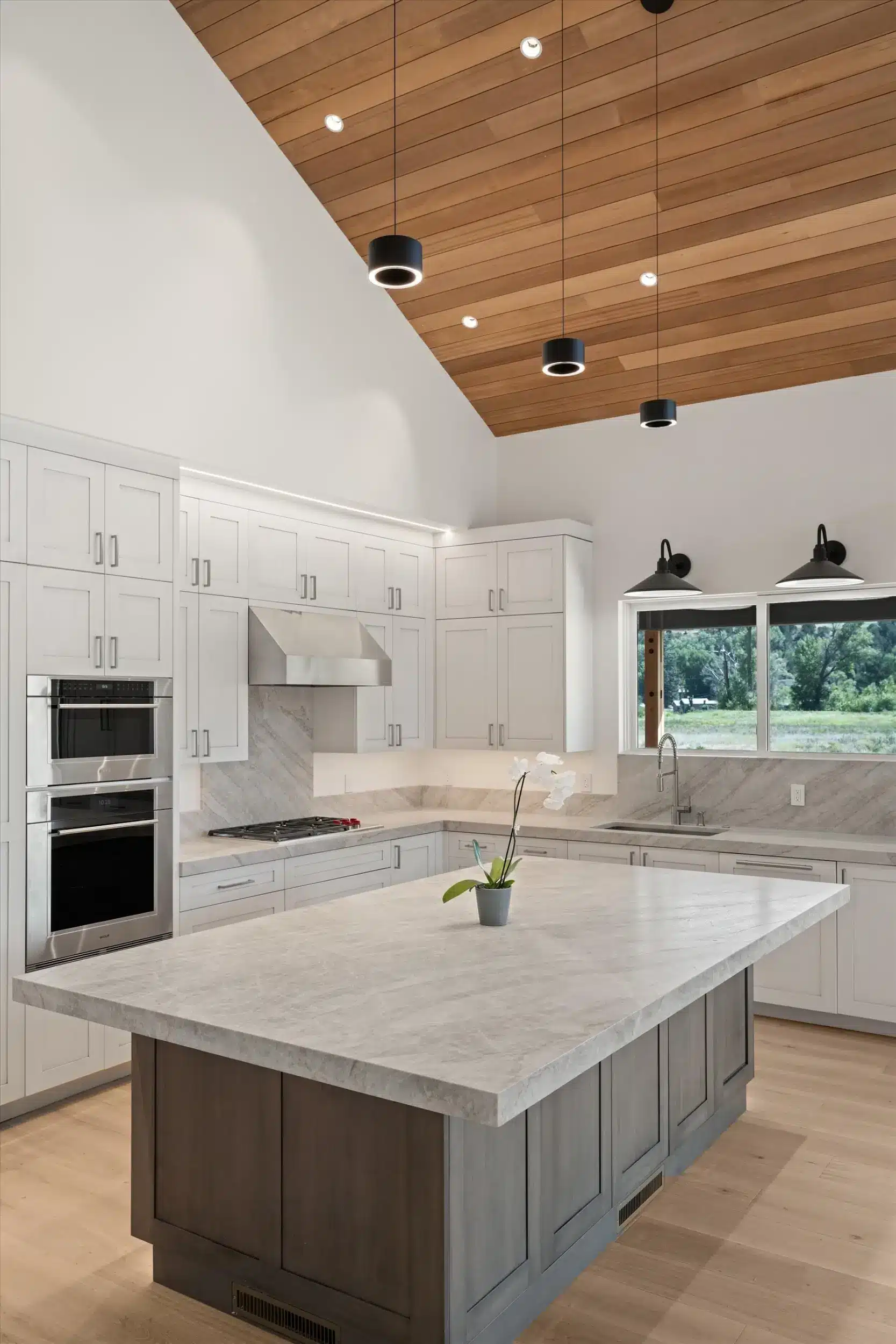premium-custom-residence-reflecting-quality-established-home-builder-and-remodeling-experts-in-woody-creek